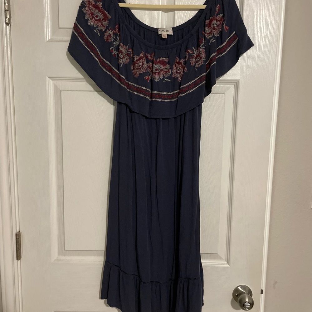 Off shoulder midi dress - Picture 5 of 5